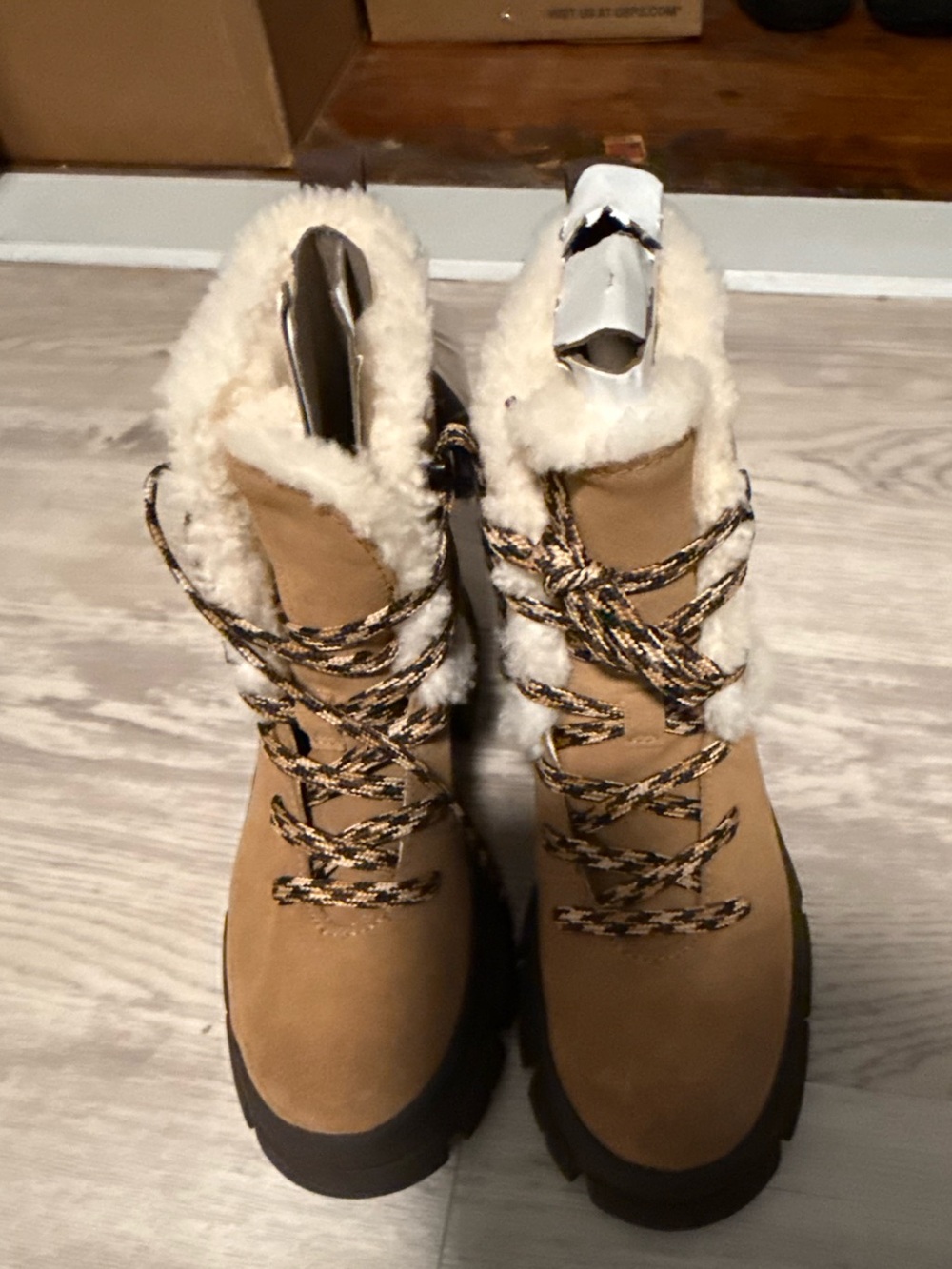 UGG Adirondack Winter Boots- Size 9